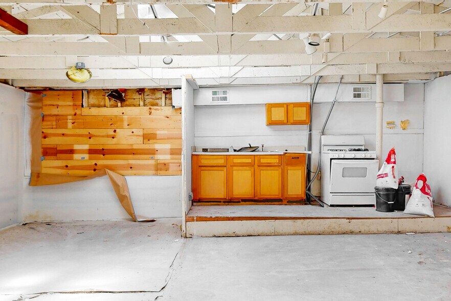 More Photos Of 612 Natoma St, San Francisco Warehouse For Sale