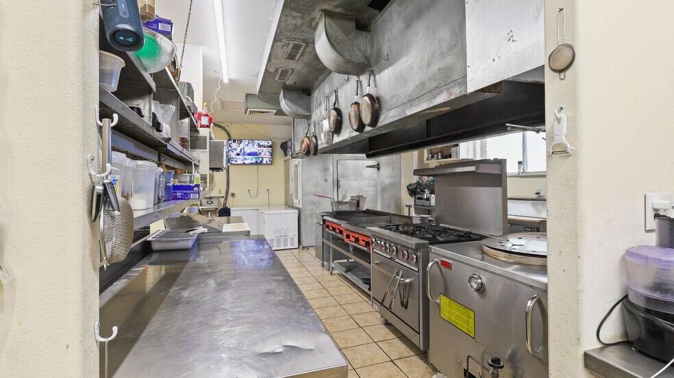 More Photos Of 1204 N Colorado Ave, Brush Restaurant For Sale