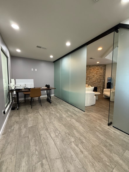 More Photos Of 207 W Alameda Ave, Burbank Office For Sale