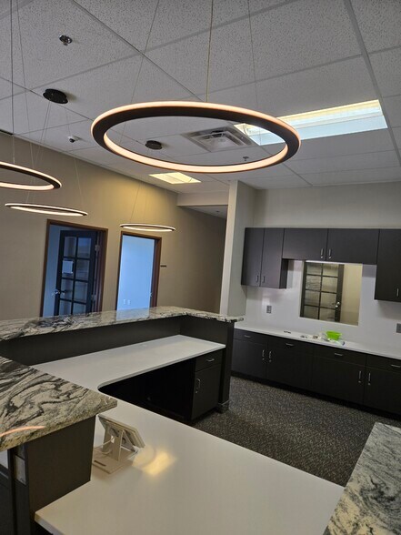 More Photos Of 18551 E Mainstreet, Parker Freestanding For Lease