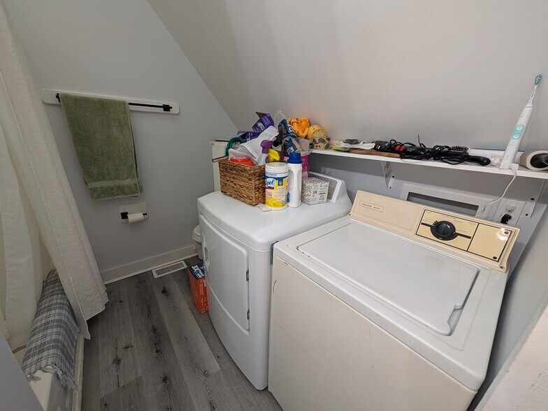 More Photos Of 1325 Hepburn Ave, Louisville Apartments For Sale