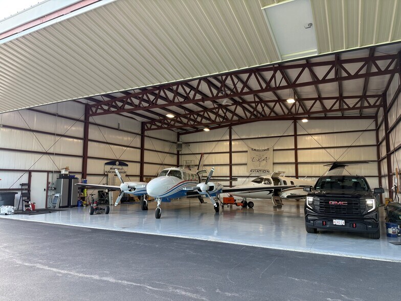 More Photos Of 265 Fruit St, Mansfield Airport For Sale