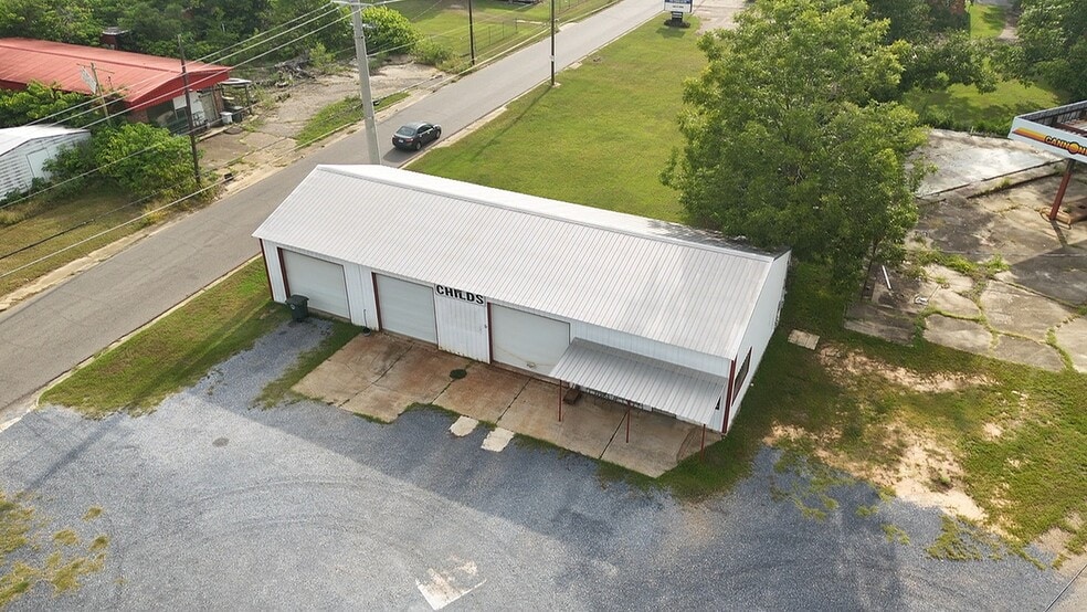 More Photos Of 716 S Main St, Enterprise Auto Repair For Sale