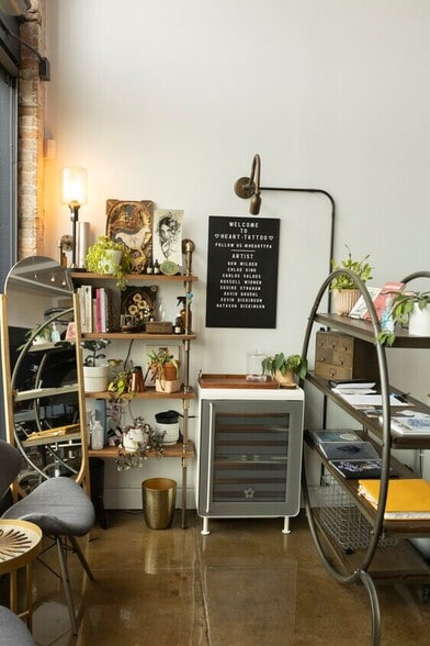 More Photos Of 1601-1607 N Franklin St, Tampa General Retail For Lease