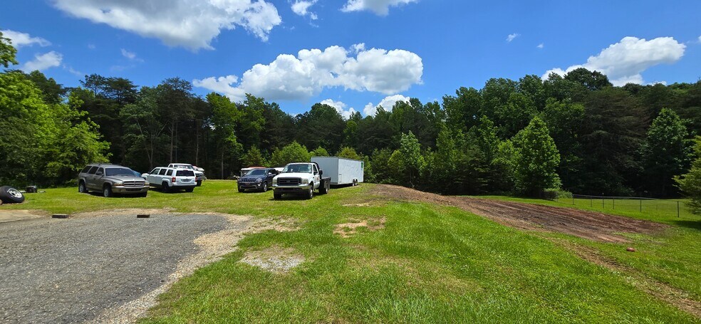 More Photos Of 994 Rhyne Rd, Clover Light Manufacturing For Sale