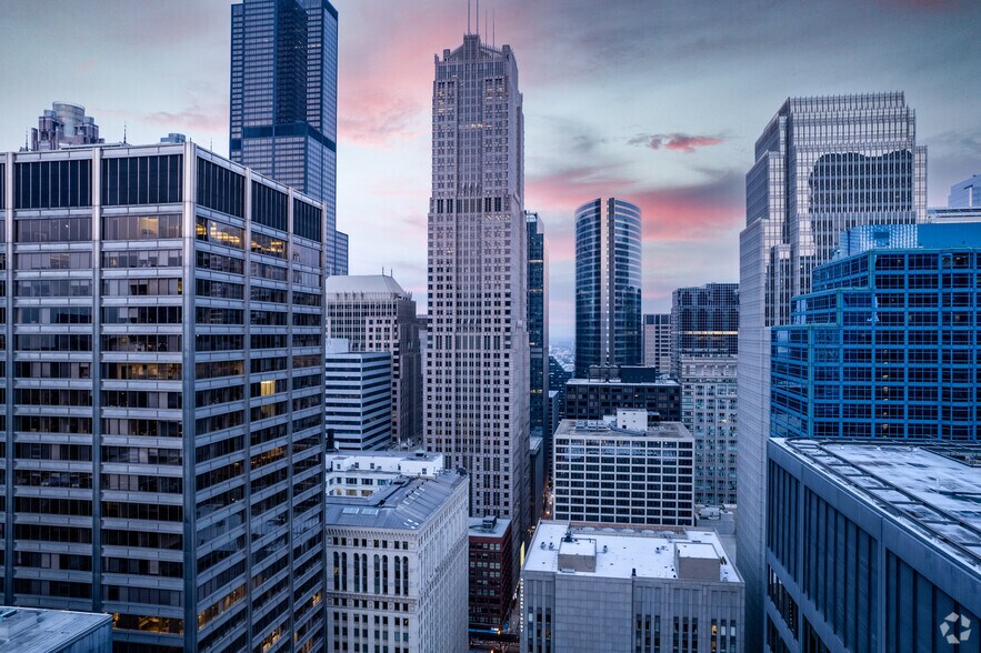 Primary Photo Of 227 W Monroe St, Chicago Office For Lease