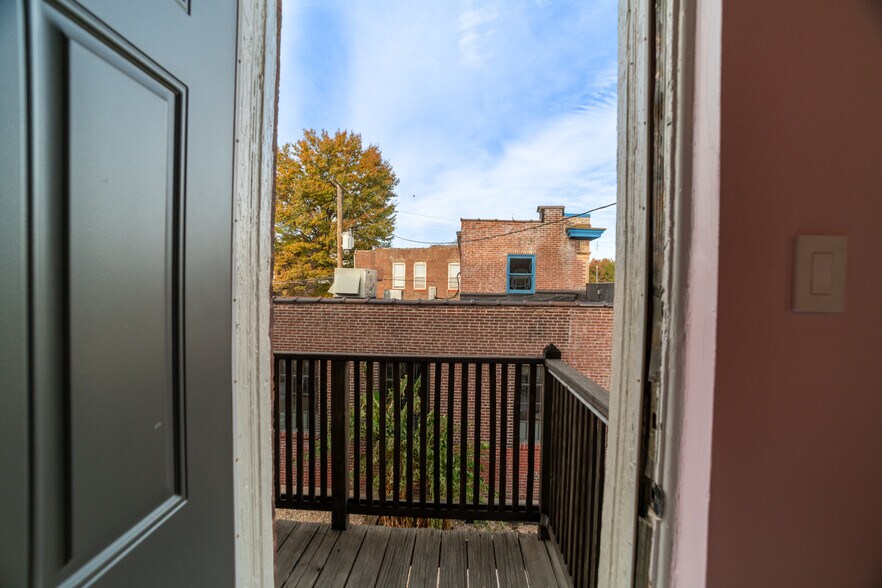 More Photos Of 1701-1709 S 9th St, Saint Louis Apartments For Sale