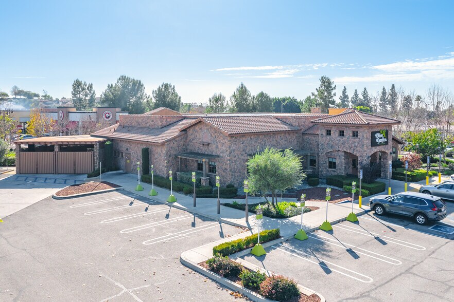 More Photos Of 582 N Lone Hill Ave, San Dimas Restaurant For Sale