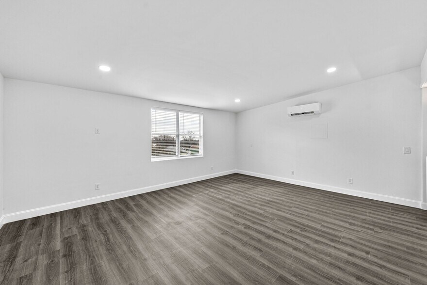 More Photos Of 316 Toledo, San Antonio Multifamily For Sale