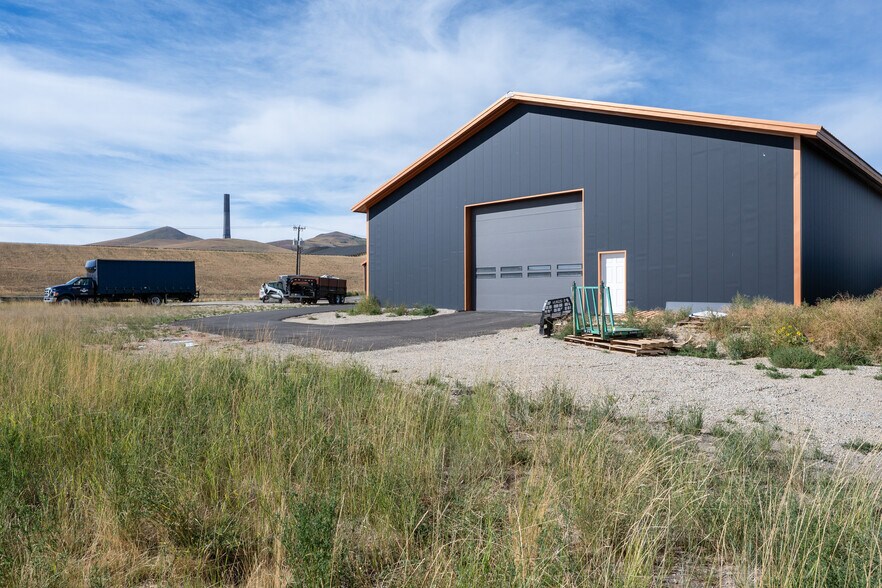 More Photos Of 60 Landfill Rd, Anaconda Industrial For Sale