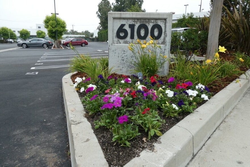 More Photos Of 6100-6120 San Fernando Rd, Glendale Office For Sale