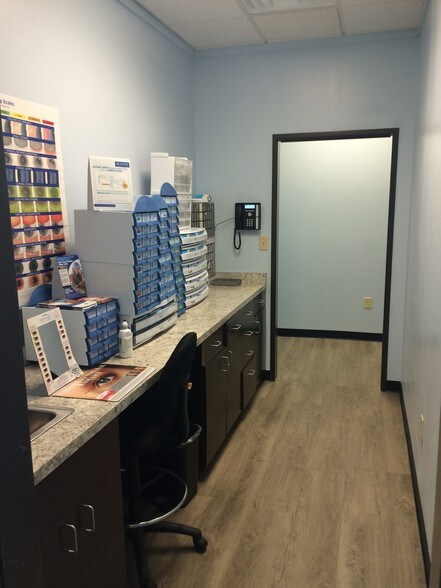 More Photos Of 314 Goff Mountain Rd, Charleston Office For Lease