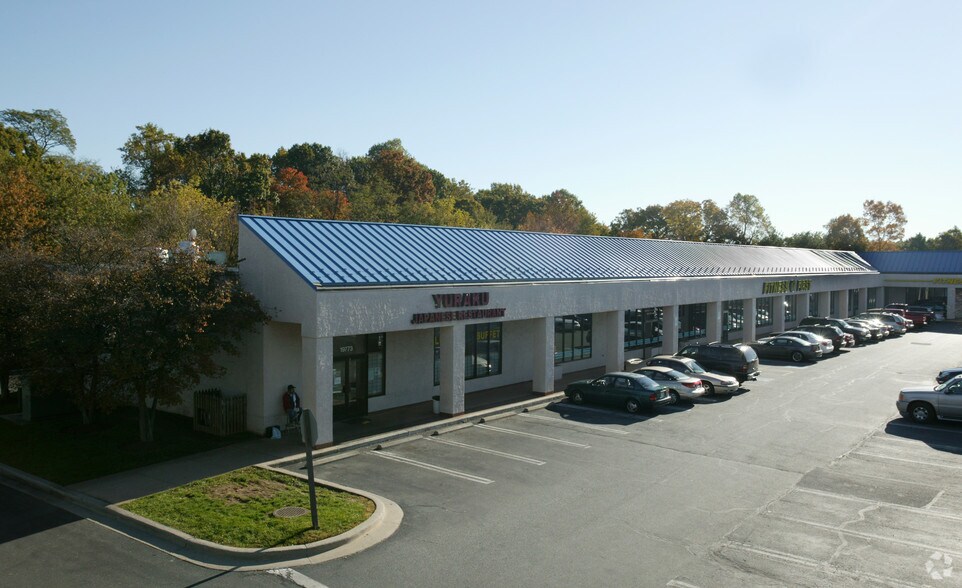 More Photos Of 19703-19773 N Frederick Rd, Germantown Storefront For Lease