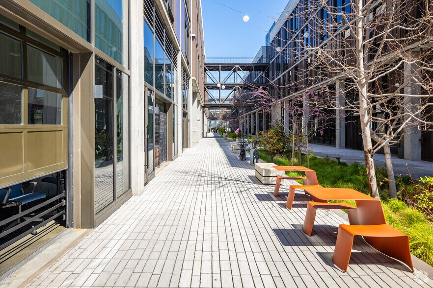 More Photos Of 150 Hooper St, San Francisco Light Manufacturing For Lease