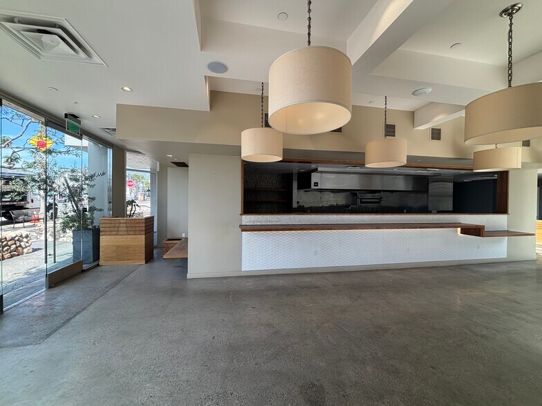 More Photos Of 970 Monument St, Pacific Palisades Storefront Retail Office For Lease