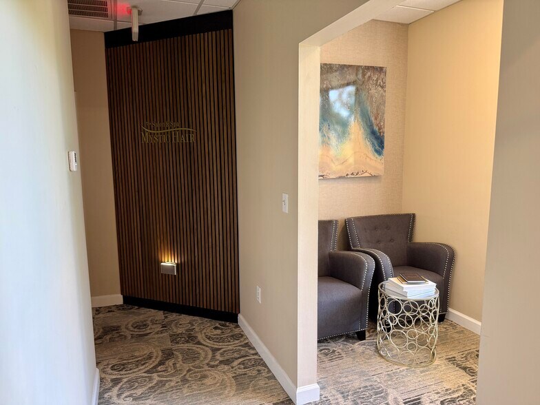 More Photos Of 13801 N Dale Mabry Hwy, Tampa Storefront Retail Office For Sale