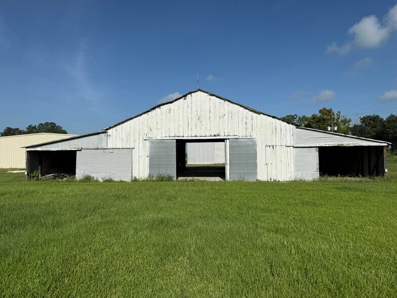 More Photos Of 525 Olede Devillier Road, Winnie Land For Sale