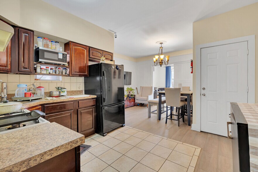 More Photos Of 4507 Bergenline Ave, Union City Storefront Retail Residential For Sale