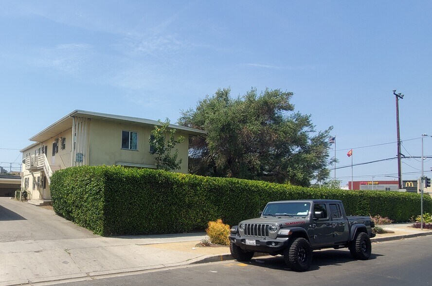 More Photos Of 5776 Clemson St, Los Angeles Apartments For Sale