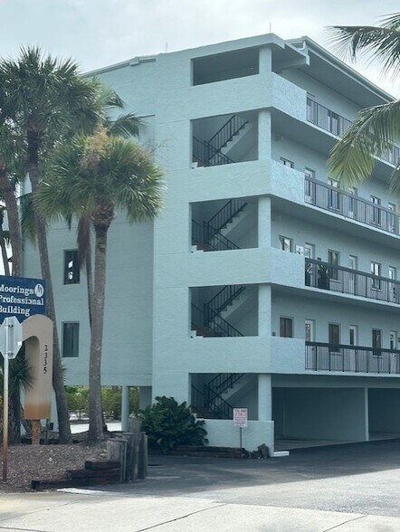 More Photos Of 2335 Tamiami Trl N, Naples Medical For Lease