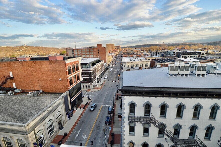 More Photos Of 535 Madison Ave, Covington Office For Lease