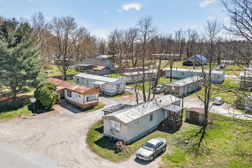 More Photos Of 214 Woodlawn Ave E, Jamestown Manufactured Housing Mobile Home Park For Sale
