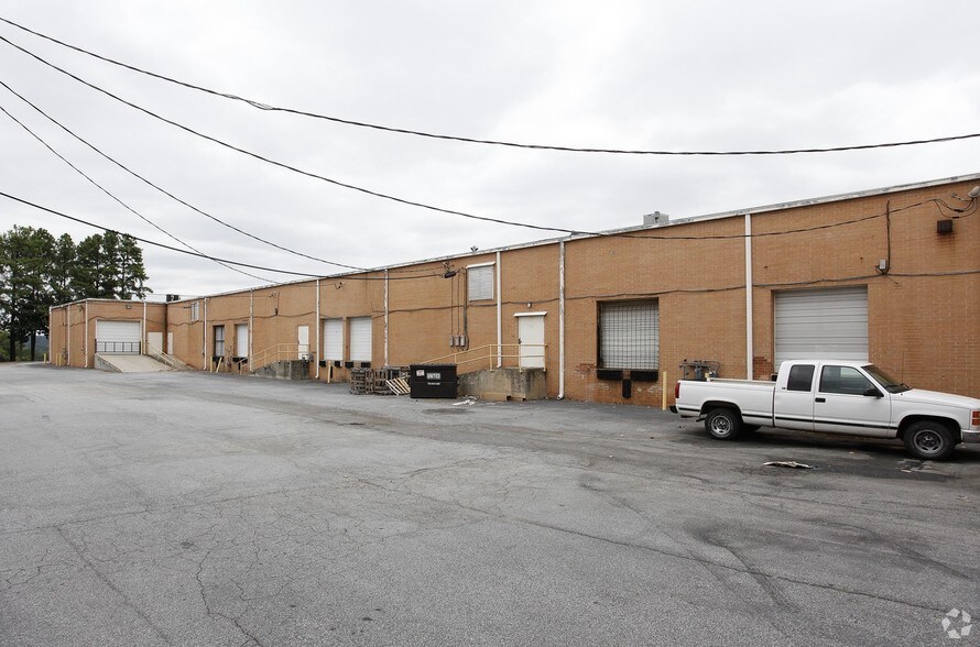 More Photos Of 4445 Commerce Dr SW, Atlanta Warehouse For Lease