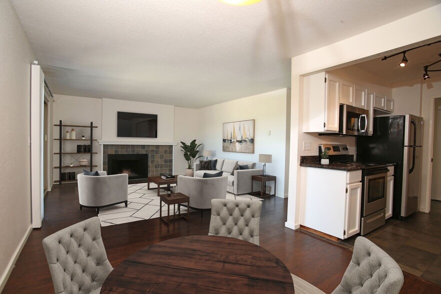 More Photos Of 5631 California Ave SW, Seattle Apartments For Sale