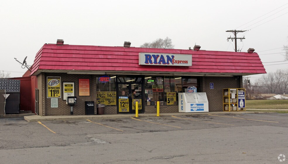 More Photos Of 22021 Ryan Rd, Warren Convenience Store For Sale