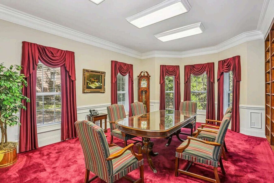 More Photos Of 3008 Langley Ave, Pensacola Office For Sale