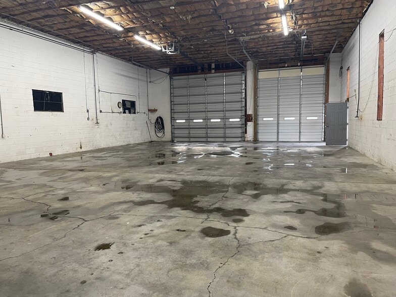 More Photos Of 7420 Asheville Hwy, Knoxville Light Manufacturing For Lease