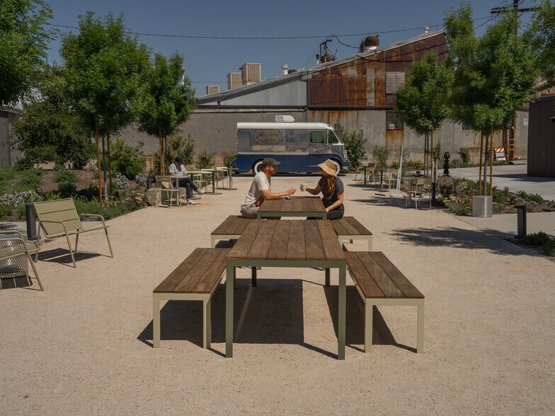 More Photos Of 3028 Dolores St, Los Angeles Manufacturing For Lease