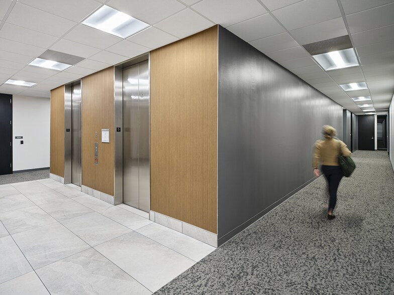 More Photos Of 6575 West Loop South, Bellaire Office For Lease