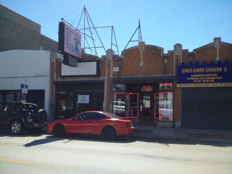 More Photos Of 211-213 E 79th St, Chicago Storefront For Lease