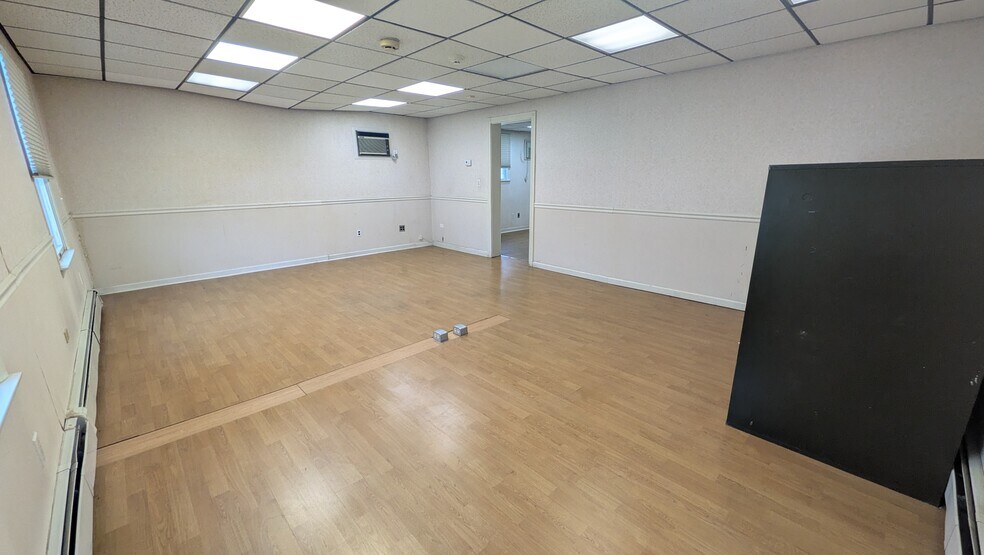 More Photos Of 245 Union St, Lodi Office For Sale