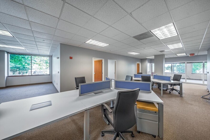 More Photos Of 505 Eagleview Blvd, Exton Unknown For Lease