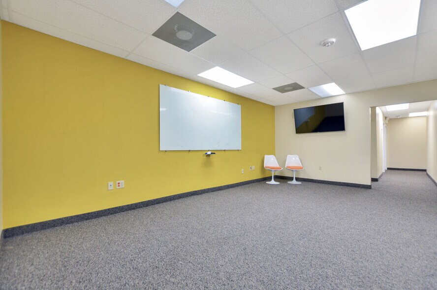 More Photos Of 829 W Martin Luther King Blvd, Tampa Medical For Lease