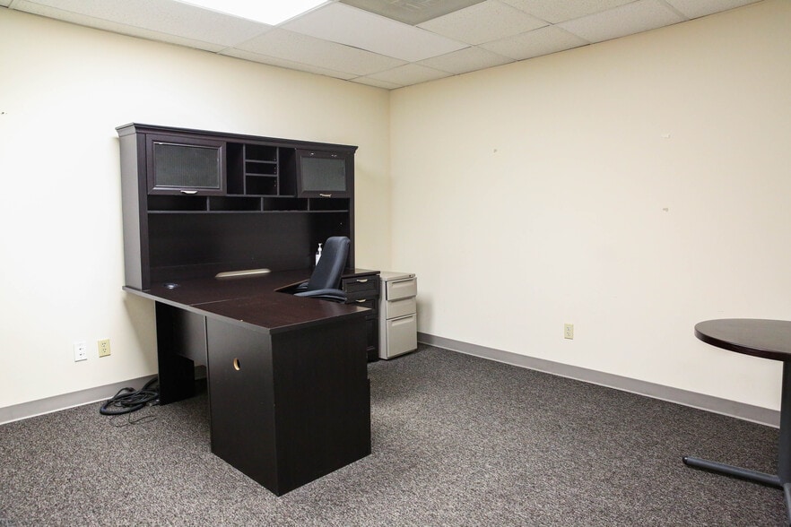 More Photos Of 626 Minnesota Ave, Kansas City Office For Lease