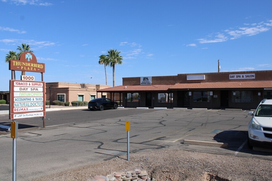 More Photos Of 1000 W Apache Trl, Apache Junction Freestanding For Sale