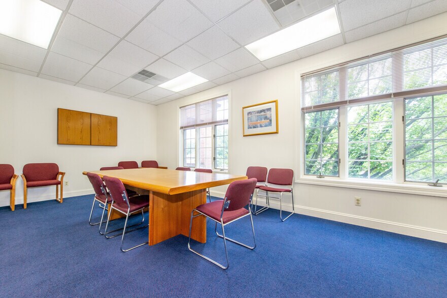 More Photos Of 372 Route 22 West, White House Station Office For Lease