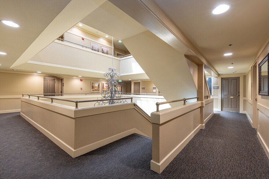 More Photos Of 1001 2nd St, Napa Office For Lease