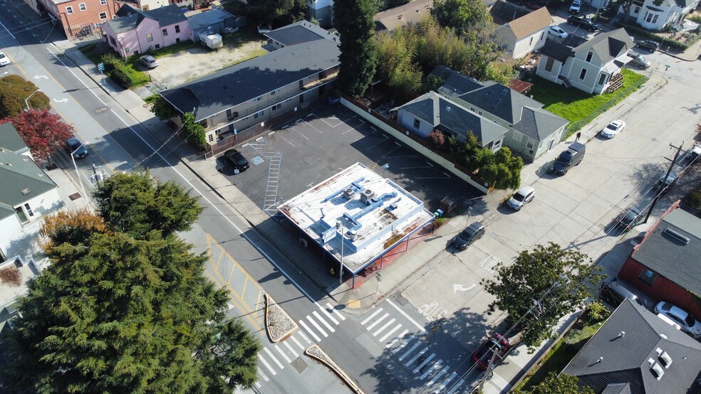 More Photos Of 229 Laurel St, Santa Cruz Restaurant For Sale