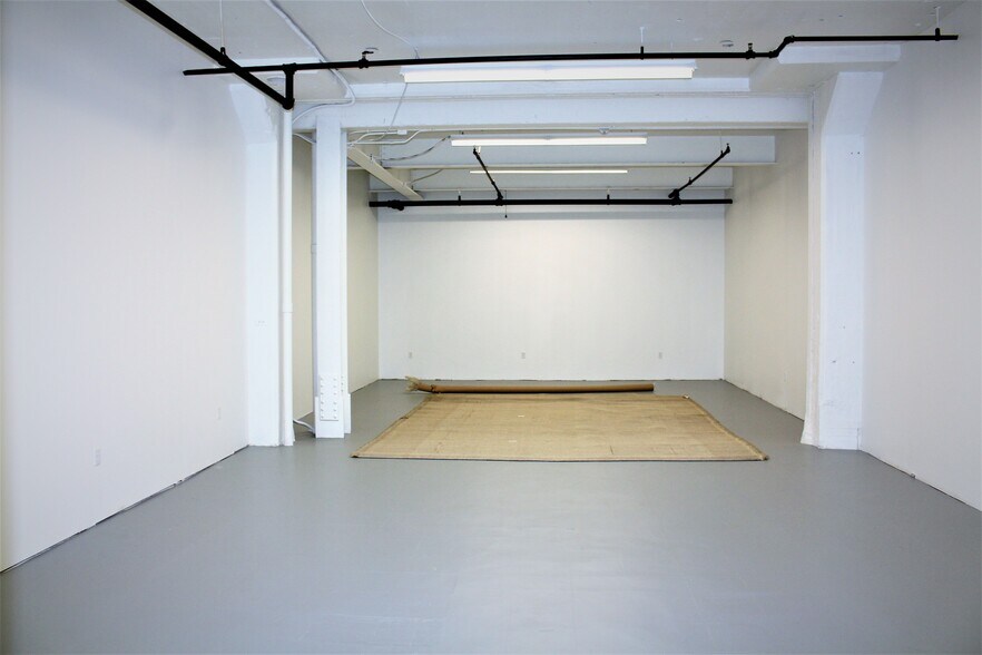 More Photos Of 201 N Braddock Ave, Pittsburgh Light Manufacturing For Lease