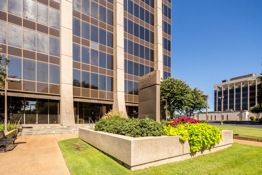 More Photos Of 2670 Union Avenue Ext, Memphis Office For Lease