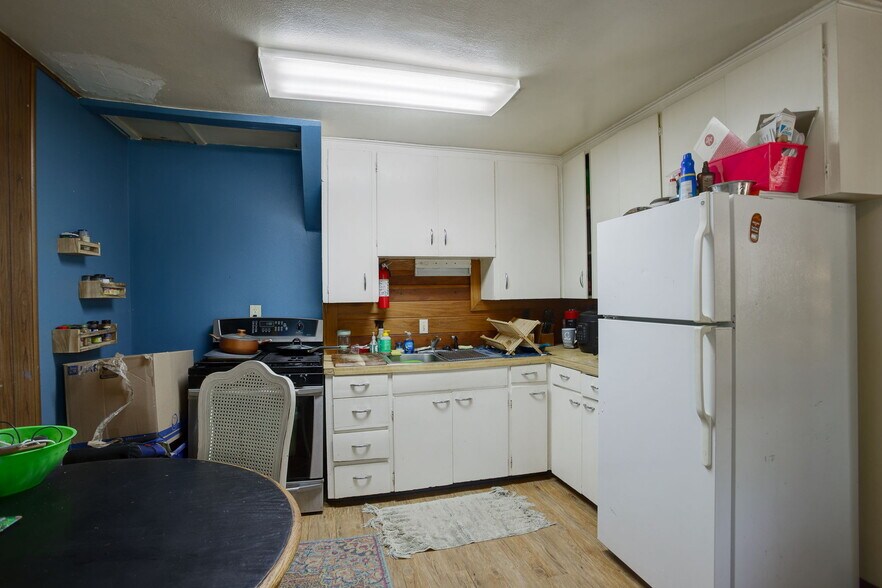 More Photos Of 2107 3rd Ave, Longmont Apartments For Sale