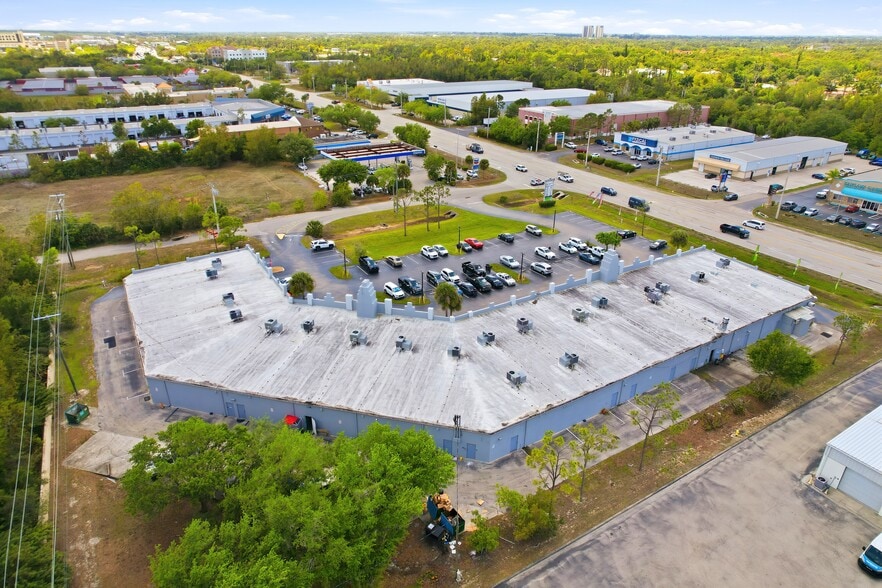 More Photos Of 12951 Metro Pkwy, Fort Myers Unknown For Lease