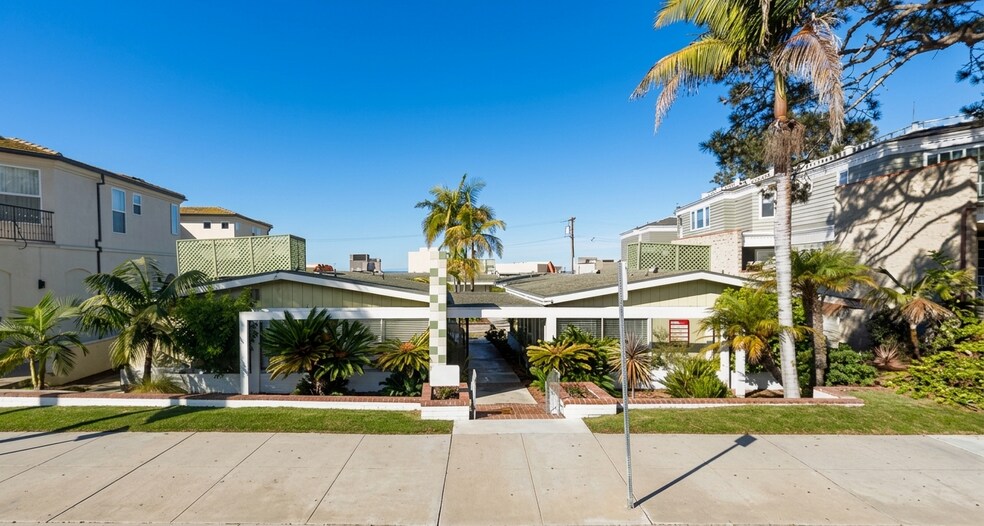 Primary Photo Of 850 Prospect St, La Jolla Medical For Sale
