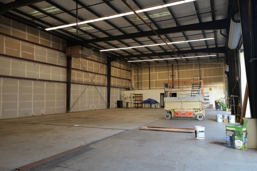 More Photos Of 974 Griffin St, Grover Beach Warehouse For Lease