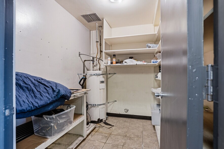 More Photos Of 3630 E Florida Ave, Hemet Auto Dealership For Sale