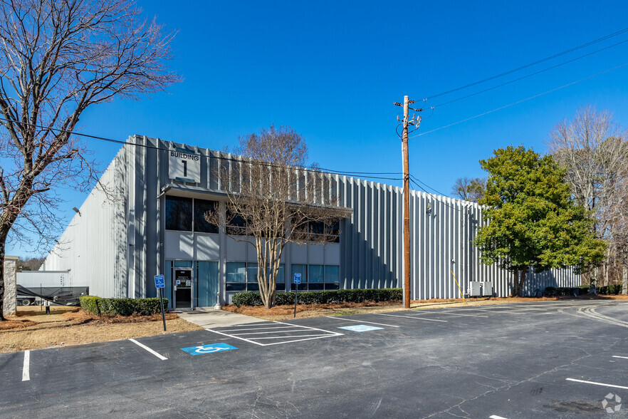 Primary Photo Of 4099 Old Dixie Hwy, Atlanta Distribution For Lease